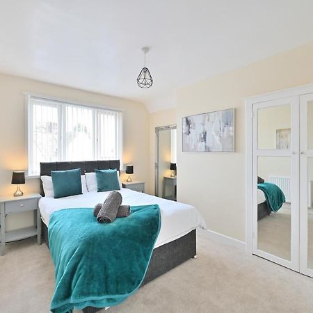 Sleek And Stylish 3 Bed In Bolton - Garden - Parking Vila Exterior foto