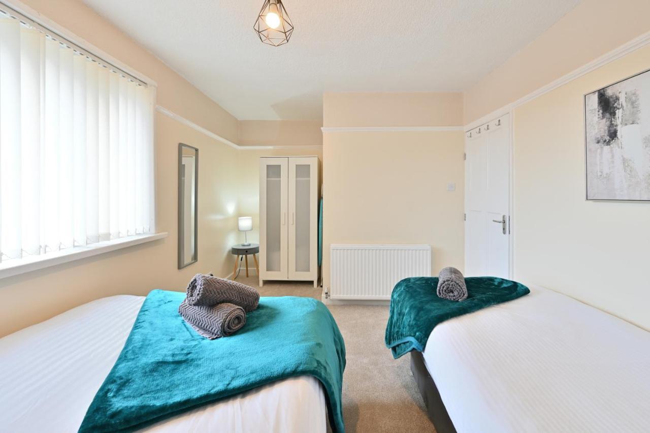 Sleek And Stylish 3 Bed In Bolton - Garden - Parking Vila Exterior foto