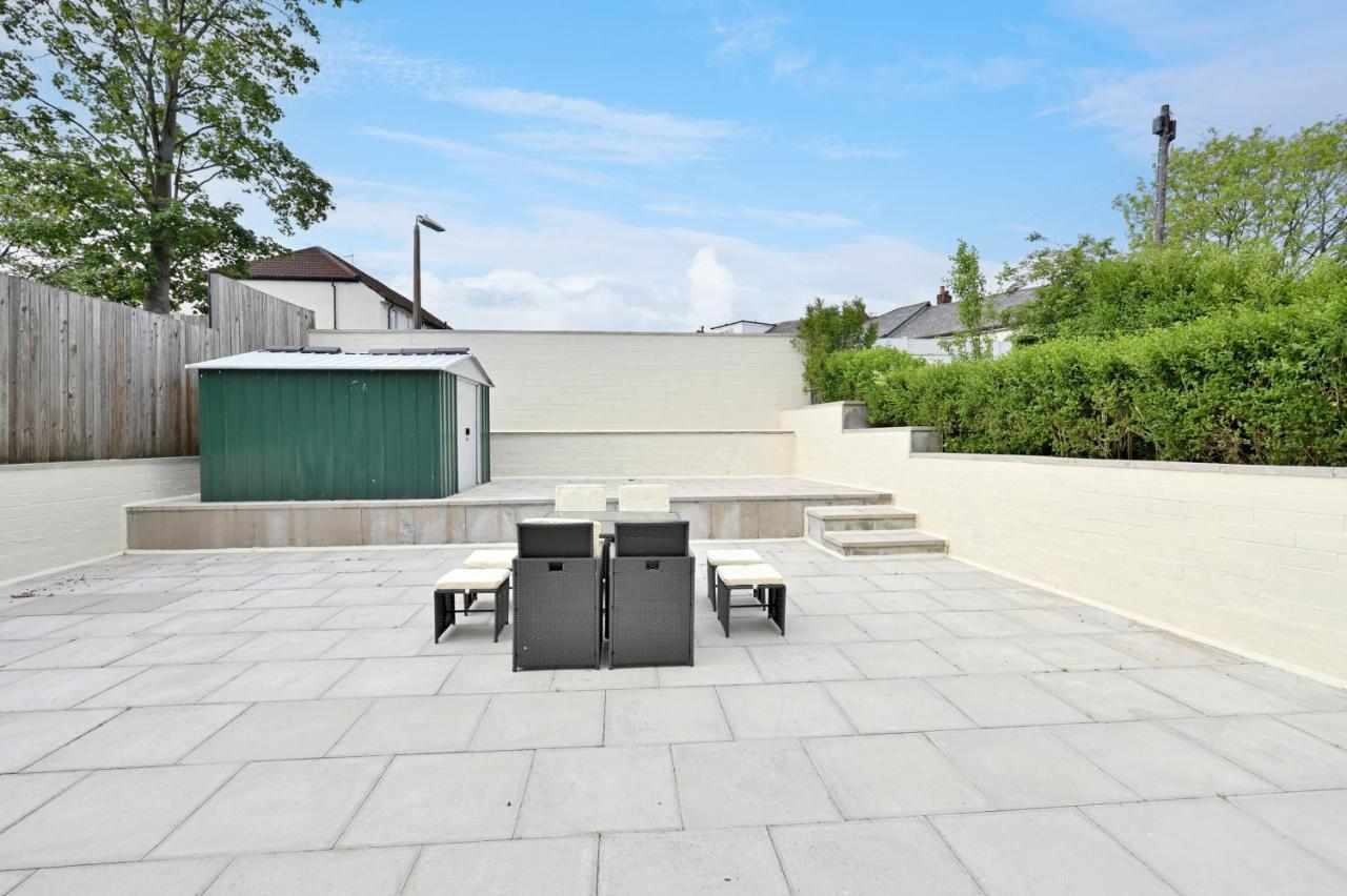 Sleek And Stylish 3 Bed In Bolton - Garden - Parking Vila Exterior foto