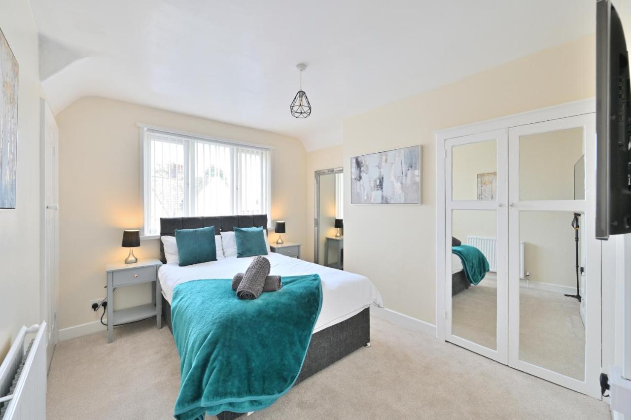 Sleek And Stylish 3 Bed In Bolton - Garden - Parking Vila Exterior foto